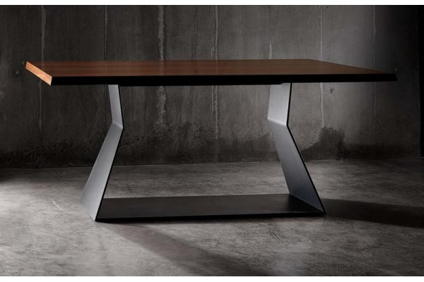 Τραπέζι 1031 ΤΡΑΠΕΖΑΡΙΕΣ