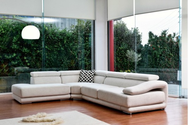 Σαλόνι saga ΣΑΛΟΝΙΑ-ΠΟΛΥΘΡΟΝΕΣ