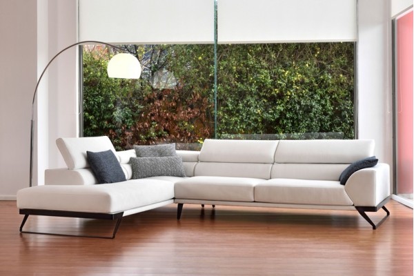 COMO ΣΑΛΟΝΙΑ-ΠΟΛΥΘΡΟΝΕΣ