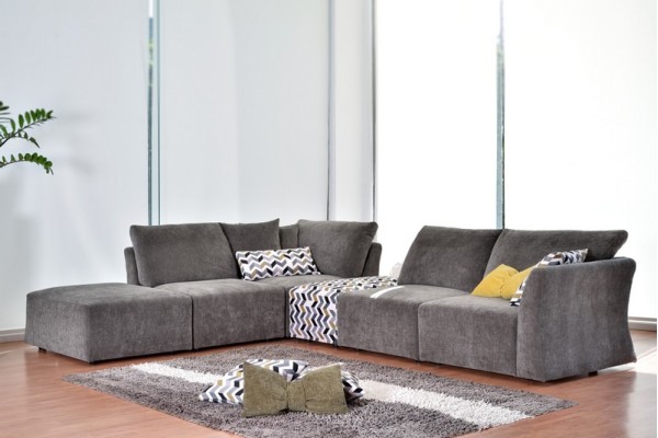 capri ΣΑΛΟΝΙΑ-ΠΟΛΥΘΡΟΝΕΣ