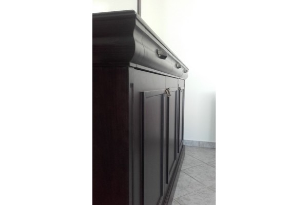 Μπουφές κλασικός ΜΠΟΥΦΕΔΕΣ