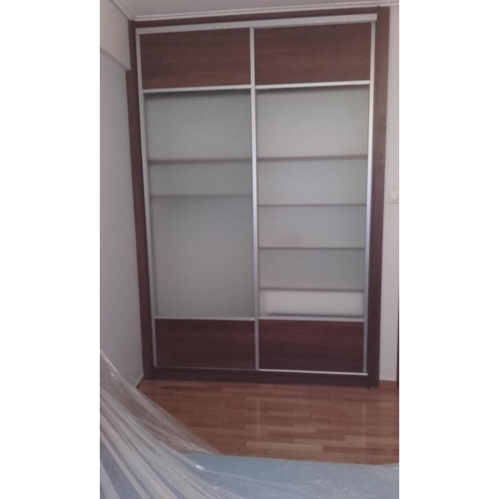 Ντουλάπες με συρόμενες πόρτες