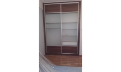 Ντουλάπες με συρόμενες πόρτες